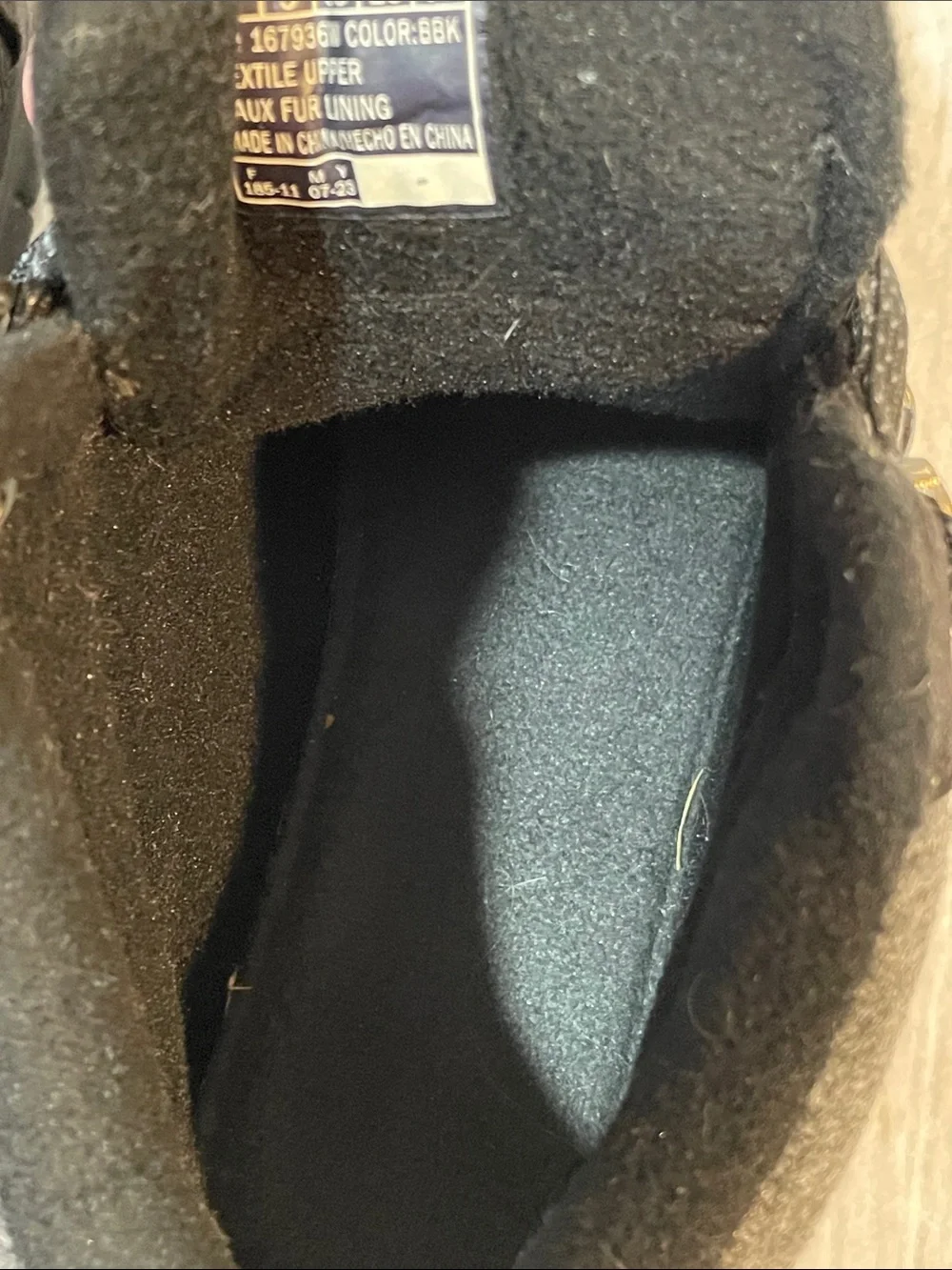 Skechers Black Ankle Hiker Boots 8 Women’s Lace Up Faux Fur lining Outdoor